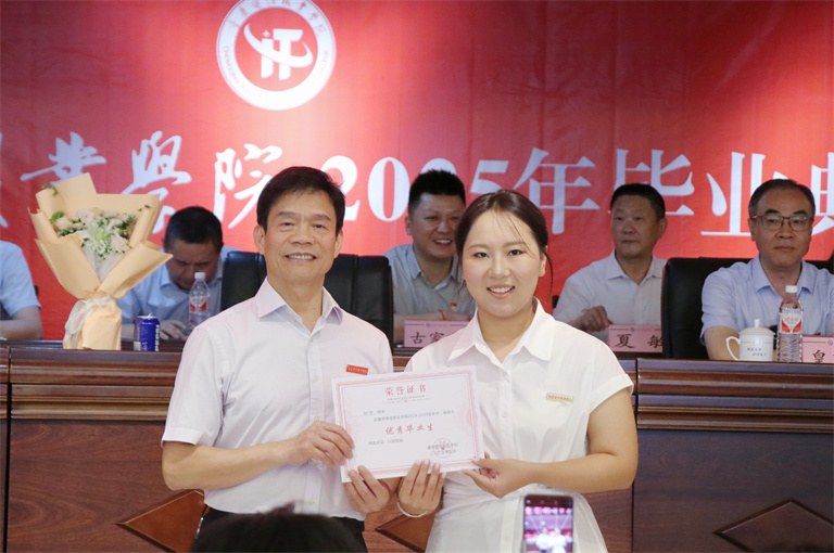 29AF3FFB-D5A8-4808-9E6C-5DCFBBF78C21-46449-00000FA7ABE8A1B2.jpg
