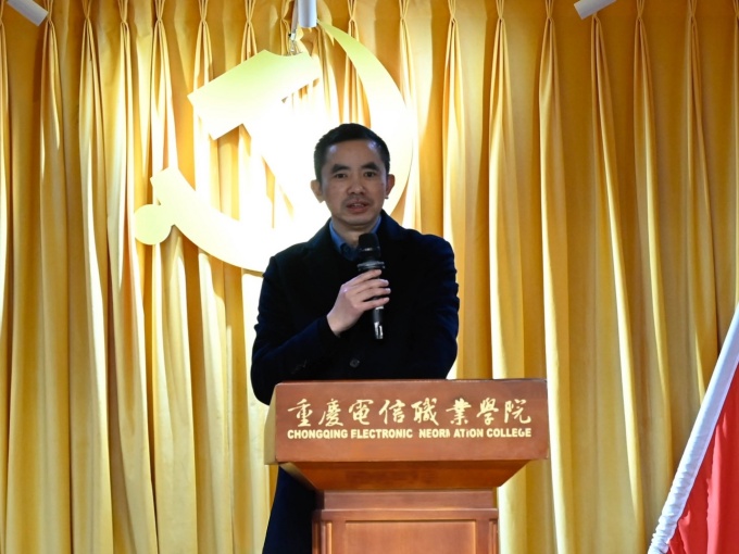 专家点评.jpg